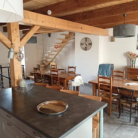 Les Sources, Parc Des Volcans, Near Vulcania *